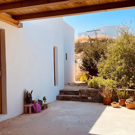 Spiti Su In Paros - Naousa Con Vista Drios