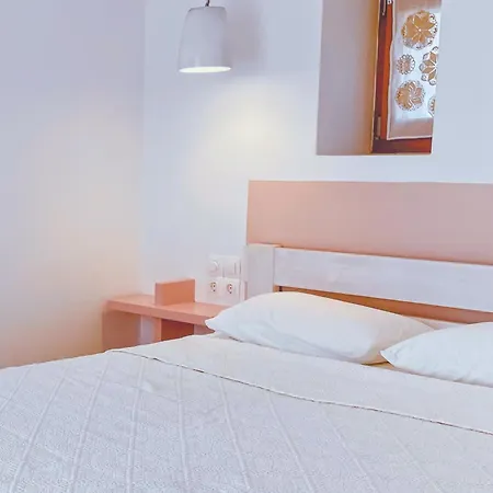 Spiti Su In Paros - Naousa Con Vista