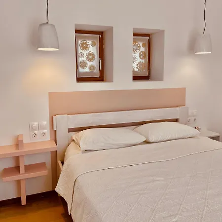 Spiti Su In Paros - Naousa Con Vista *